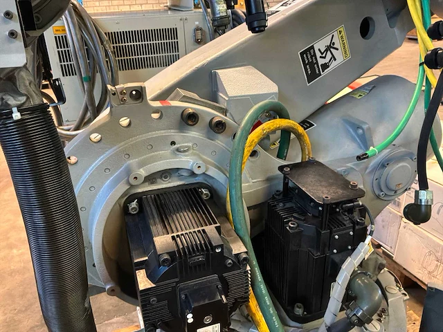 Motoman nc100 industriële robot - afbeelding 18 van  20
