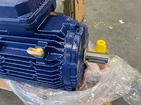 Motor 3 kw - afbeelding 2 van  3