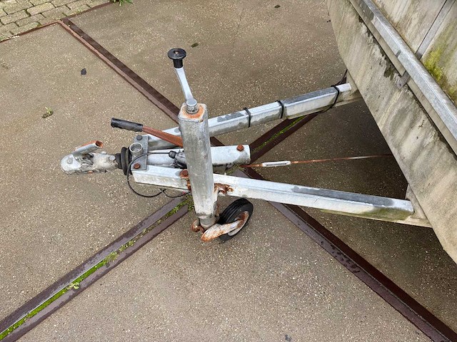 Motor aanhanger - afbeelding 2 van  9