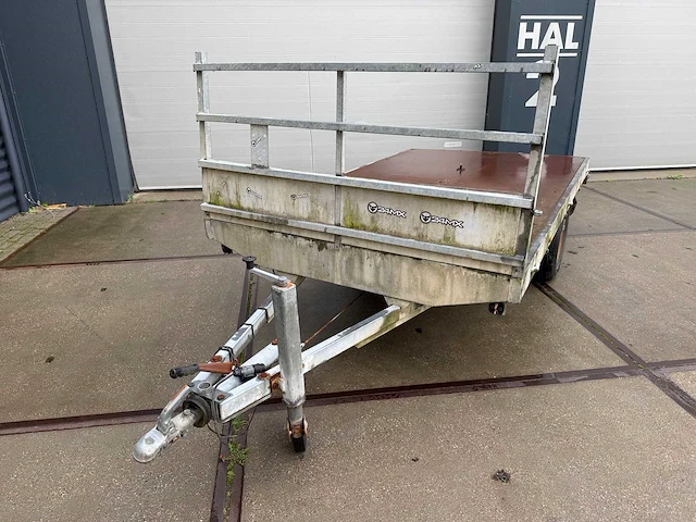 Motor aanhanger - afbeelding 7 van  9
