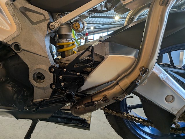 Motor, aprilia, rsv 1000 r, 2006 - afbeelding 39 van  56