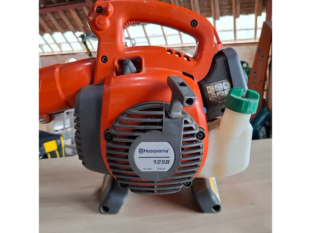 Motor bladblazer husqvarna, 125b, bouwjaar 2002 - afbeelding 3 van  7
