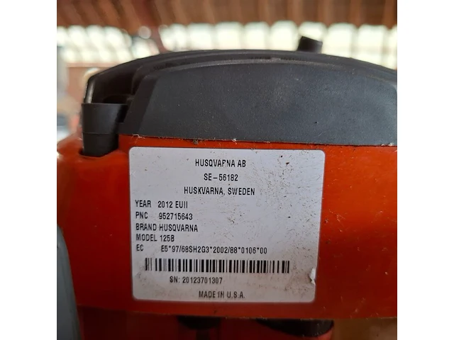 Motor bladblazer husqvarna, 125b, bouwjaar 2002 - afbeelding 7 van  7