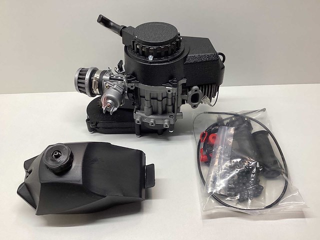 Motor blok & accessoires - afbeelding 1 van  12