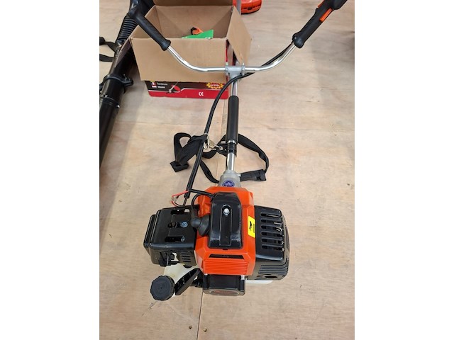 Motor bosmaaier en bladblazer daewoo en powertech - afbeelding 6 van  7