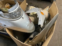 Motor en brommer onderdelen, kappen, helmglazen, uchtfilters - afbeelding 8 van  8