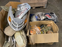 Motor en brommer onderdelen, kappen, helmglazen, uchtfilters - afbeelding 2 van  8
