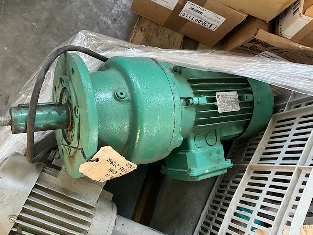 Motor en onderdelen (7x) - afbeelding 2 van  11