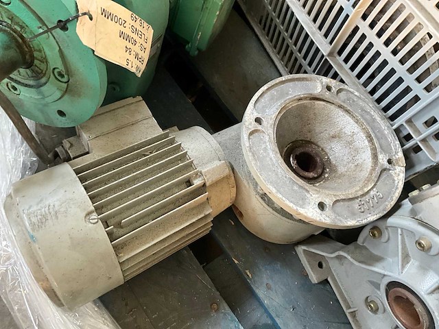 Motor en onderdelen (7x) - afbeelding 11 van  11