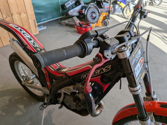 Motor, gasgas, trial, 2009 - afbeelding 6 van  44