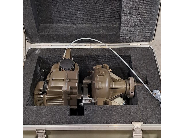 Motor grondboor machine in transportkist, stihl, 4308 - afbeelding 7 van  7