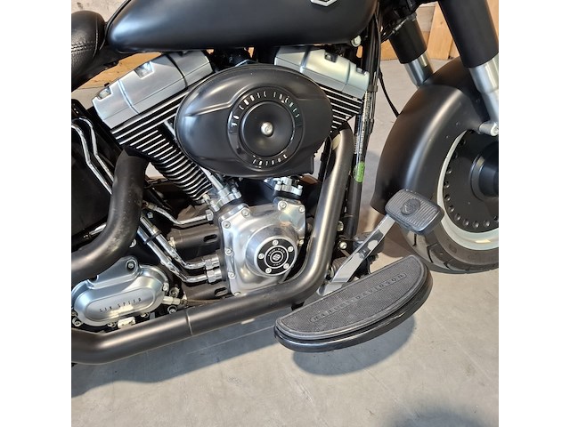 Motor, harley davidson, flstfb fat boy special, zwart, 2014 - afbeelding 8 van  36