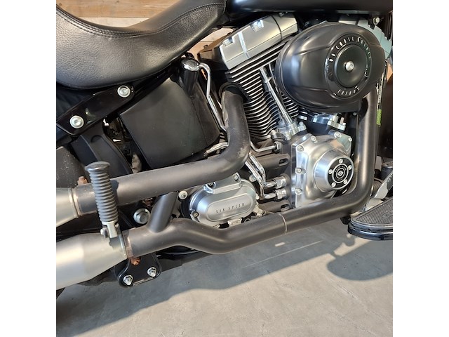 Motor, harley davidson, flstfb fat boy special, zwart, 2014 - afbeelding 10 van  36