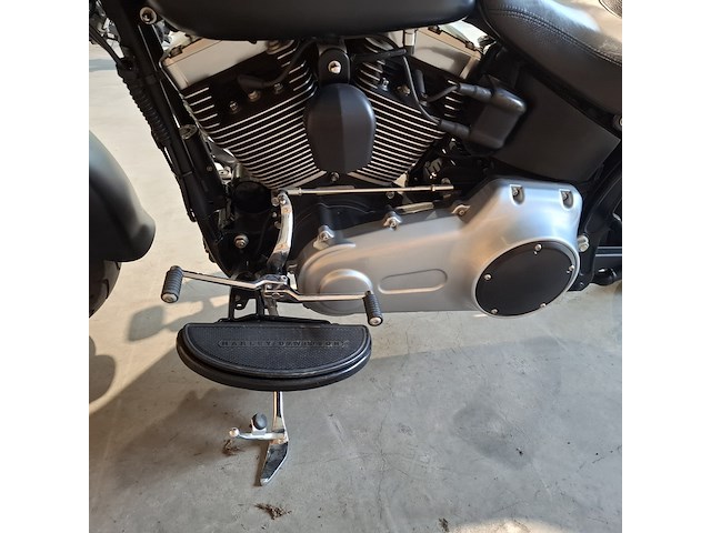 Motor, harley davidson, flstfb fat boy special, zwart, 2014 - afbeelding 19 van  36