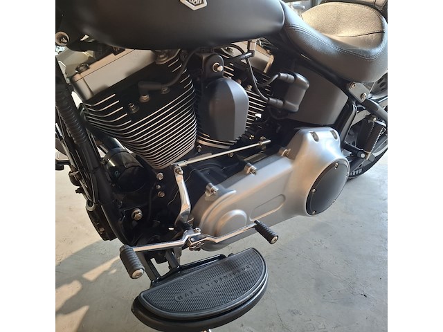 Motor, harley davidson, flstfb fat boy special, zwart, 2014 - afbeelding 20 van  36