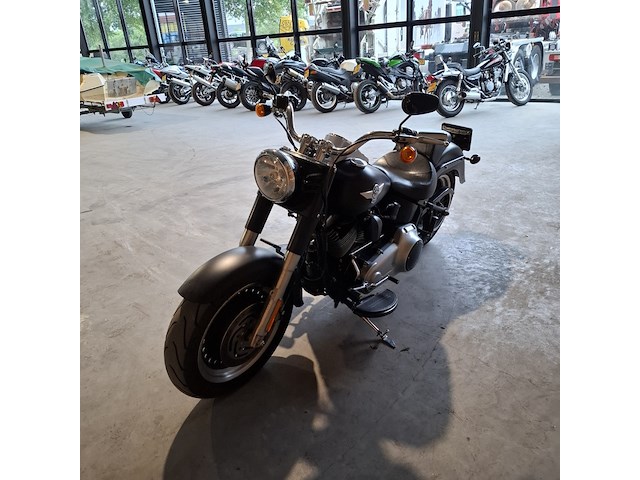 Motor, harley davidson, flstfb fat boy special, zwart, 2014 - afbeelding 35 van  36
