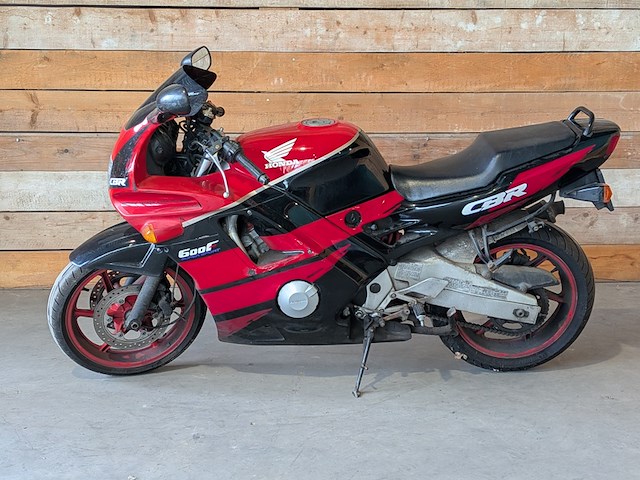 Motor, honda, cbr 600f, 1992 - afbeelding 32 van  36