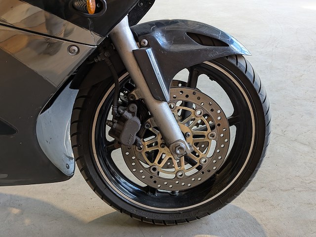 Motor, honda, cbr 600f, 1997 - afbeelding 27 van  40