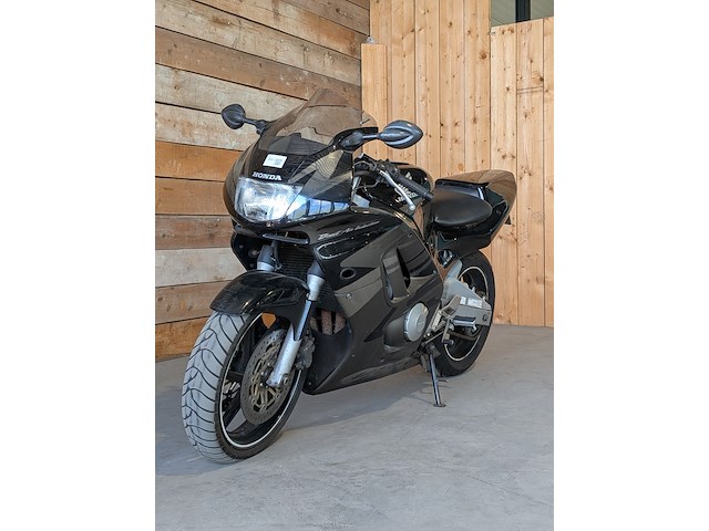 Motor, honda, cbr 600f, 1997 - afbeelding 34 van  40