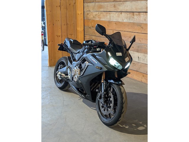 Motor, honda, cbr 650r, 2022 - afbeelding 47 van  48