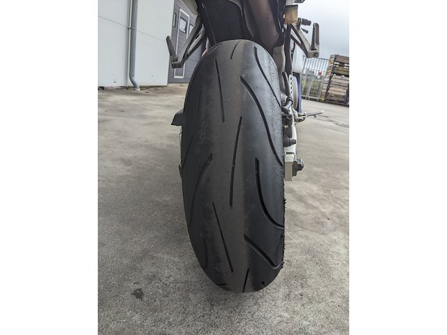 Motor, honda, cbr1000rr, 2005 - afbeelding 41 van  69