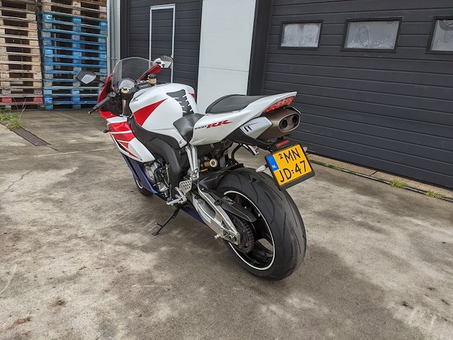 Motor, honda, cbr1000rr, 2005 - afbeelding 34 van  69