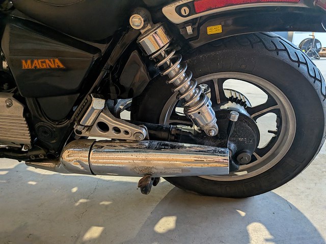 Motor, honda, chopper vf 700c magna, 1985 - afbeelding 17 van  29