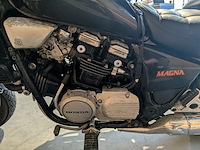 Motor, honda, chopper vf 700c magna, 1985 - afbeelding 18 van  29