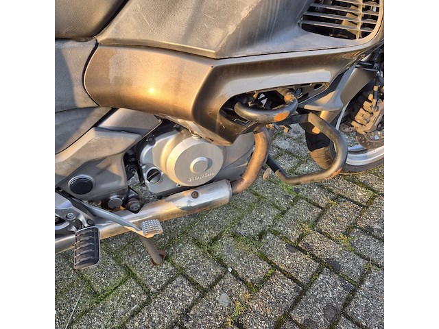 Motor, honda, deauville - afbeelding 12 van  15