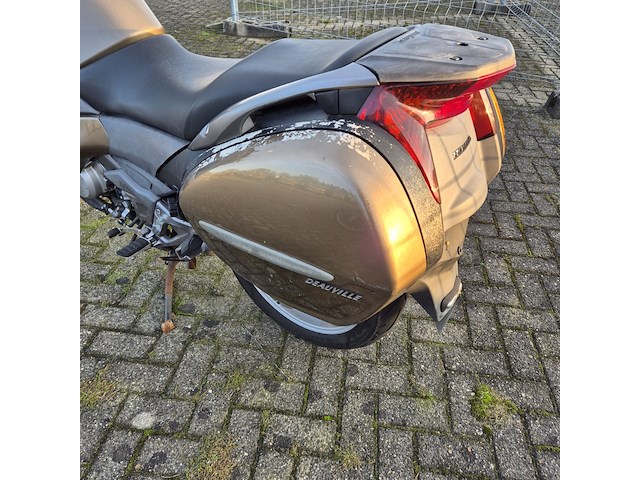 Motor, honda, deauville - afbeelding 15 van  15