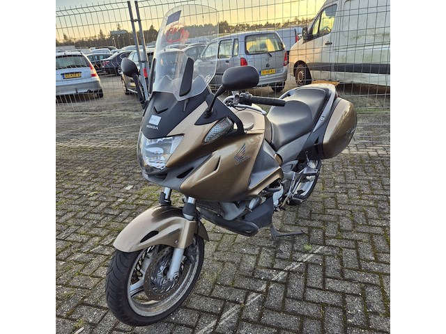 Motor, honda, deauville - afbeelding 1 van  15