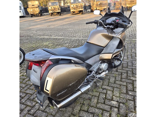 Motor, honda, deauville - afbeelding 9 van  15