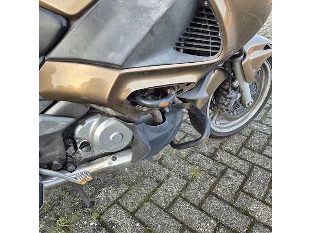 Motor, honda, deauville - afbeelding 12 van  15