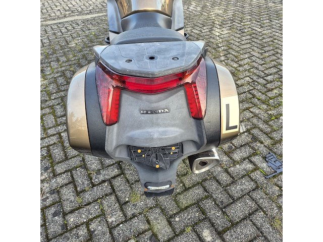 Motor, honda, deauville - afbeelding 14 van  15