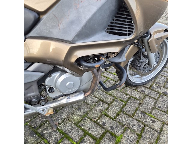 Motor, honda, deauville - afbeelding 12 van  15