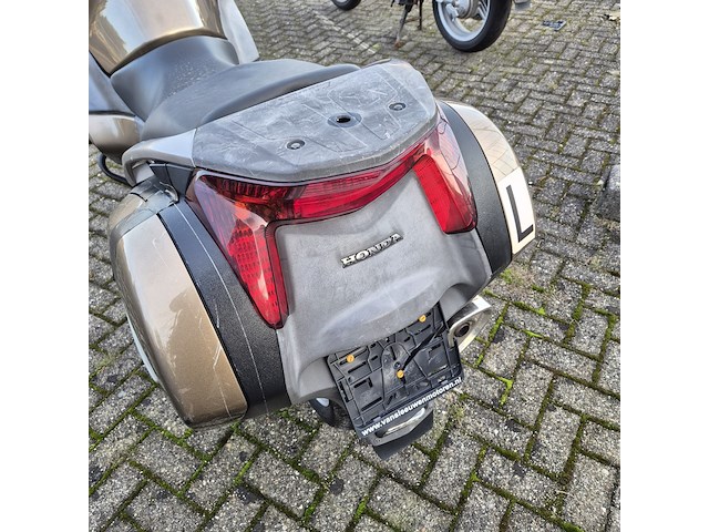 Motor, honda, deauville - afbeelding 14 van  15