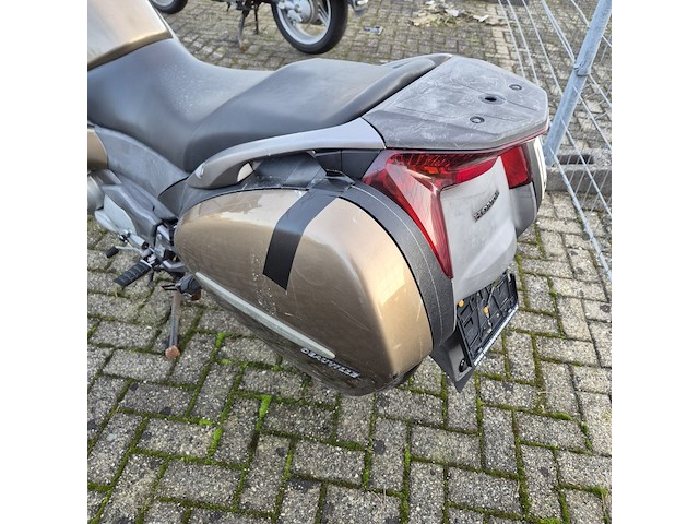 Motor, honda, deauville - afbeelding 15 van  15