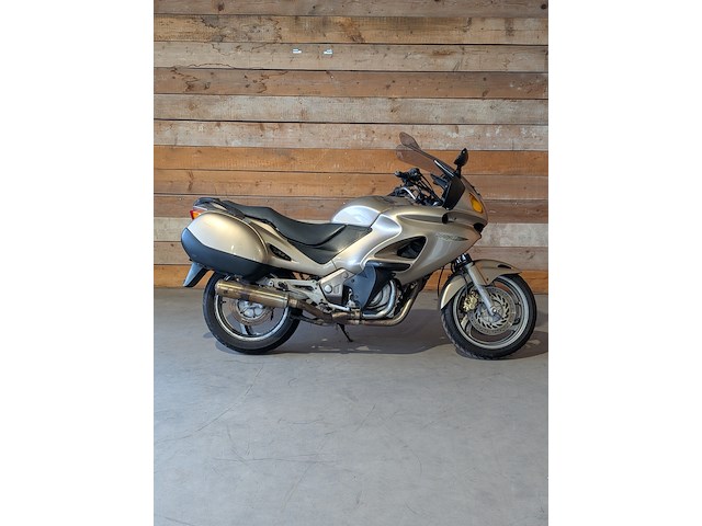 Motor, honda, nt 650 deauville, 2002 - afbeelding 1 van  37