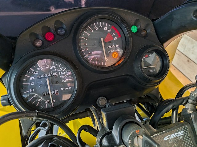 Motor, honda, sport cbr 600f, 1993 - afbeelding 8 van  37