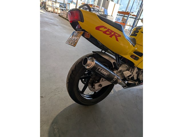 Motor, honda, sport cbr 600f, 1993 - afbeelding 22 van  37