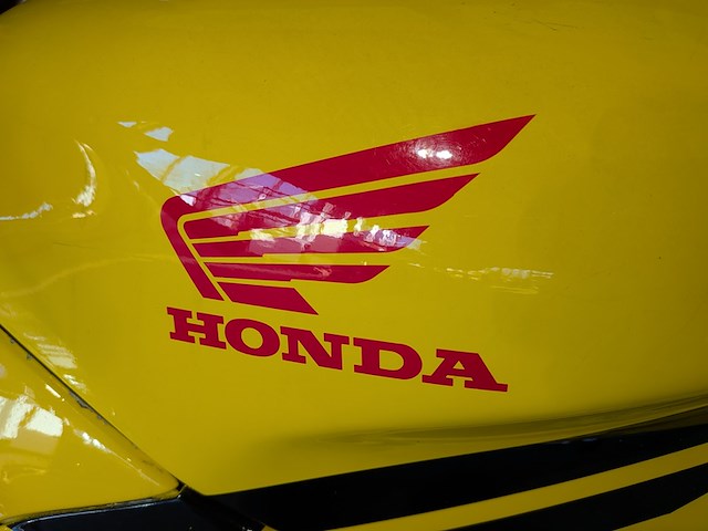 Motor, honda, sport cbr 600f, 1993 - afbeelding 30 van  37