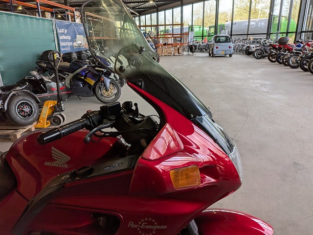 Motor, honda, st 1100 pan european, 1993 - afbeelding 13 van  42