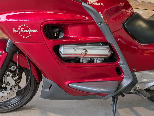 Motor, honda, st 1100 pan european, 1993 - afbeelding 17 van  42