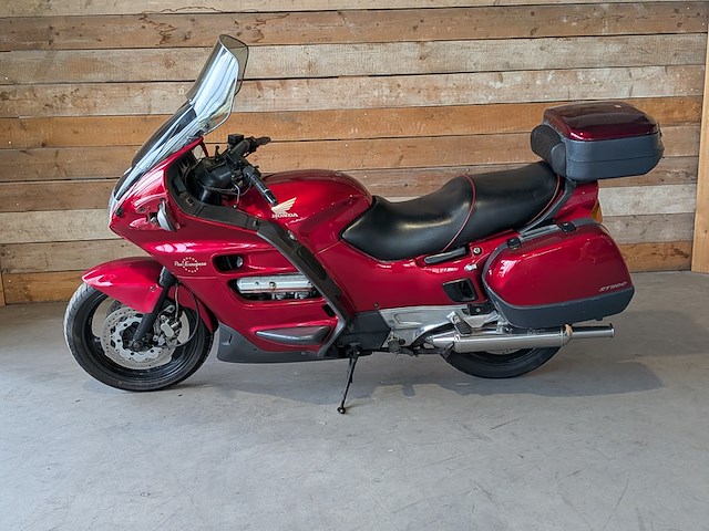 Motor, honda, st 1100 pan european, 1993 - afbeelding 38 van  42