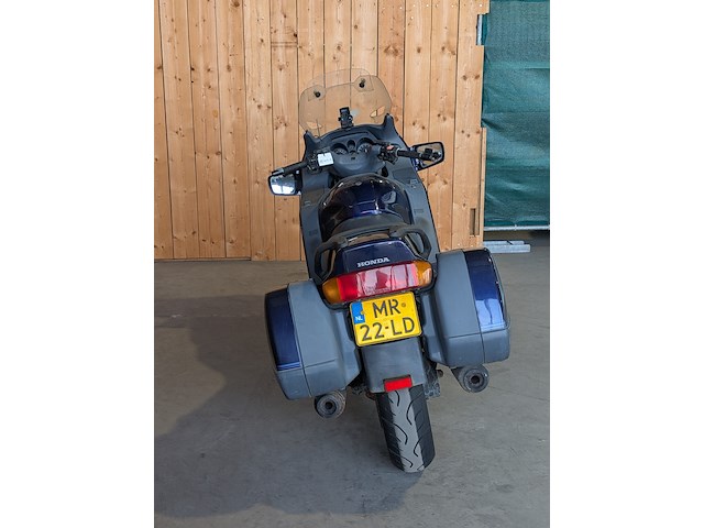 Motor, honda, tour st 1100 pan european, 1993 - afbeelding 32 van  37