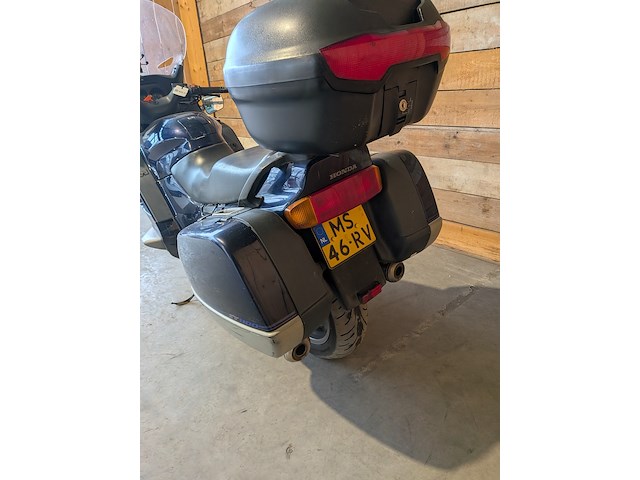 Motor, honda, tour st 1100 pan european, 1994 - afbeelding 25 van  43