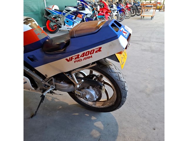 Motor, honda, vfr 400 r, 1987 - afbeelding 11 van  31