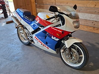 Motor, honda, vfr 400 r, 1987 - afbeelding 12 van  31