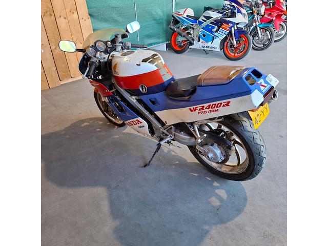 Motor, honda, vfr 400 r, 1987 - afbeelding 27 van  31