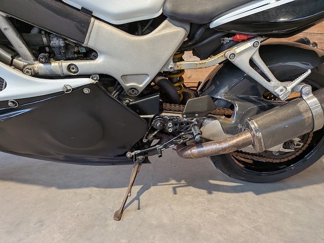 Motor, honda, vtr 1000f firestorm, 2000 - afbeelding 28 van  54